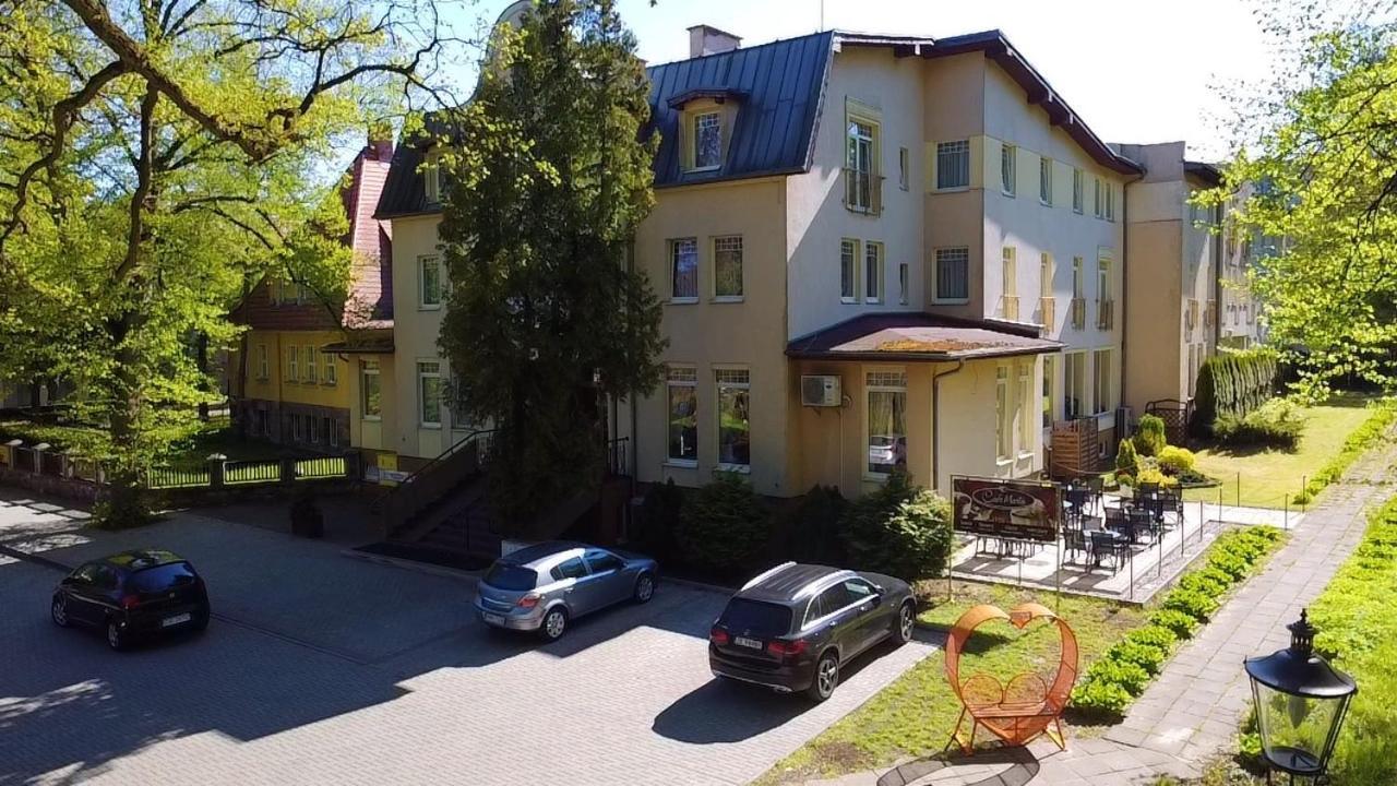 Marta Medical Hotel Polczyn-Zdroj Ngoại thất bức ảnh